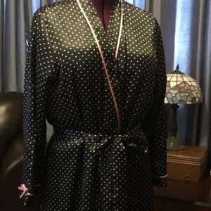 Gorgeous Morgan Taylor large/exlarge housecoat In Like new condition